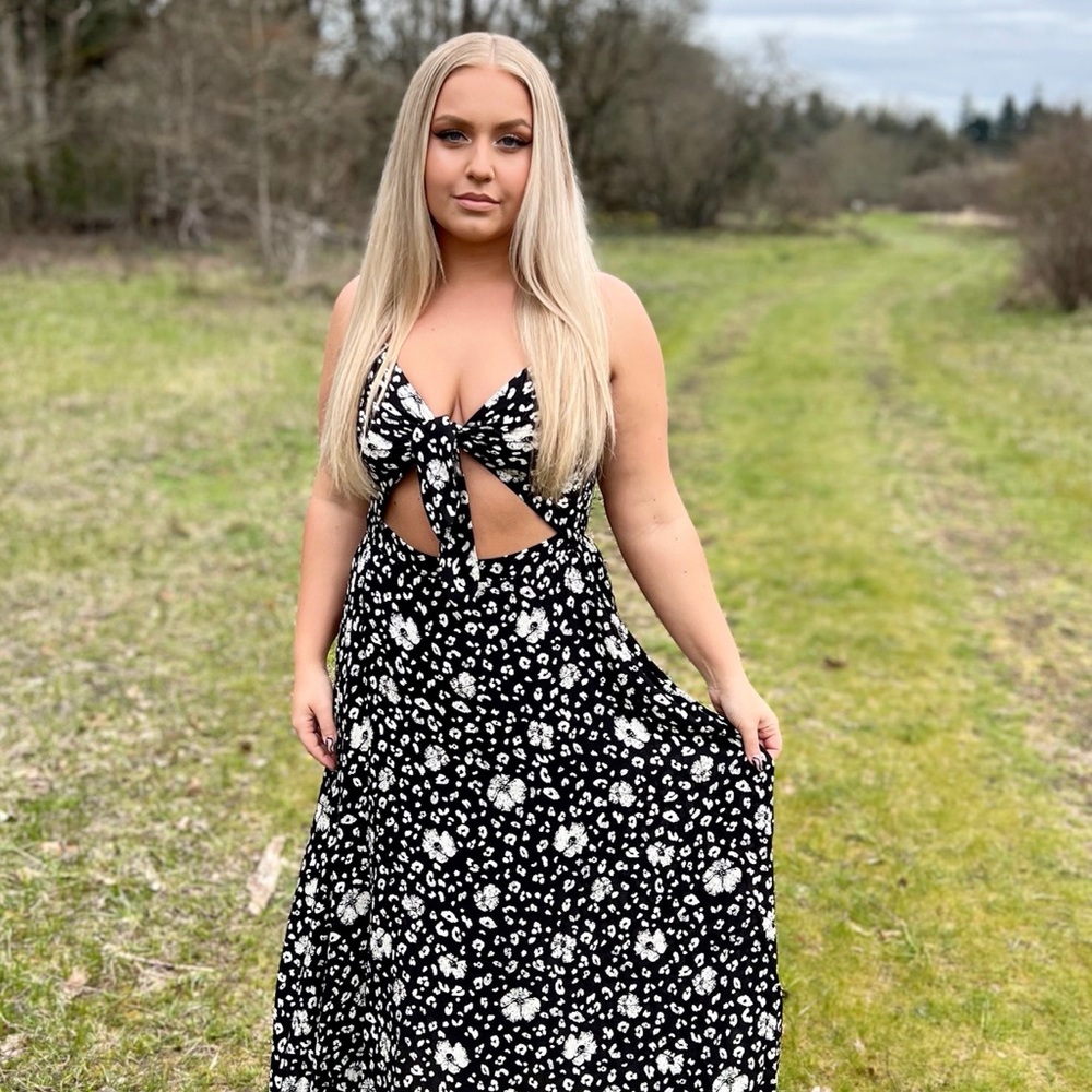 By Together Black and White Floral Maxi Dress